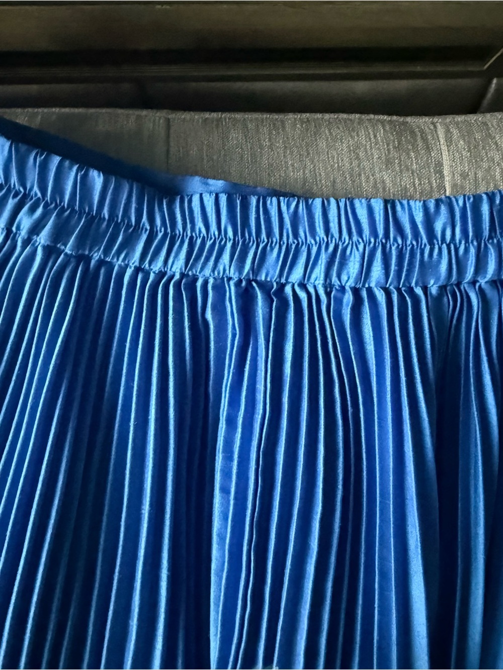 Blue pleated midi skirt - Picture 11 of 11